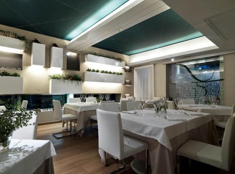 Locanda Ristorante 7 Mari ปอร์โตวีโร ภายนอก รูปภาพ